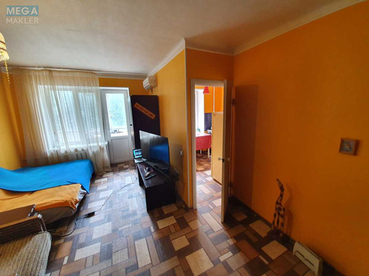 Продаж 1 кімнатної квартири (35/19/7,5), 3 пов. 5 пов. будинку, <a class="location-link" href="/kiev/" title="Недвижимость Київ">Київ</a>, <a class="location-link" href="/kiev/pecherskij/" title="Недвижимость Печерський район">Печерський р-н</a>, Дружби Народів бульв., 8 (изображение 5)