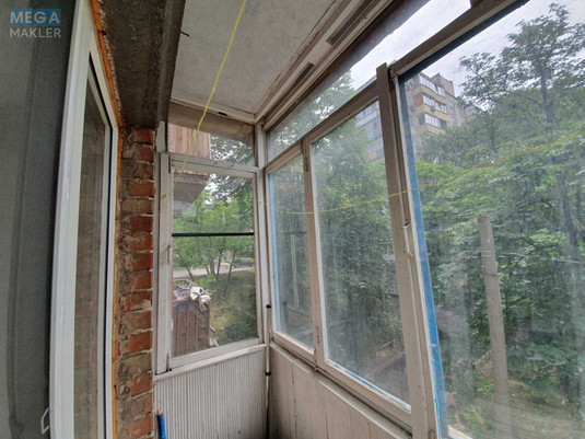 Продаж 1 кімнатної квартири (35/19/7,5), 3 пов. 5 пов. будинку, <a class="location-link" href="/kiev/" title="Недвижимость Київ">Київ</a>, <a class="location-link" href="/kiev/pecherskij/" title="Недвижимость Печерський район">Печерський р-н</a>, Дружби Народів бульв., 8 (изображение 6)