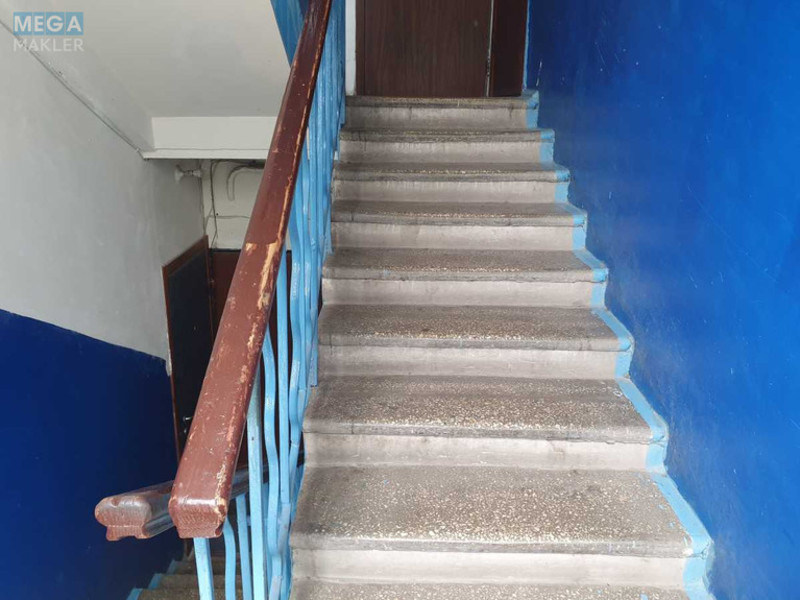 Продаж 1 кімнатної квартири (35/19/7,5), 3 пов. 5 пов. будинку, <a class="location-link" href="/kiev/" title="Недвижимость Київ">Київ</a>, <a class="location-link" href="/kiev/pecherskij/" title="Недвижимость Печерський район">Печерський р-н</a>, Дружби Народів бульв., 8 (изображение 8)