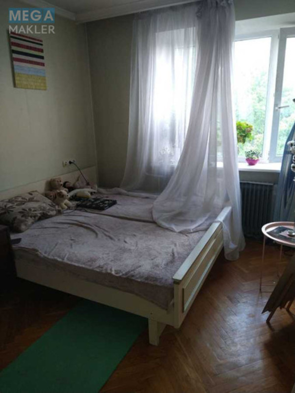 Оренда 2 кімнатної квартири, <a class="location-link" href="/kiev/" title="Недвижимость Київ">Київ</a>, <a class="location-link" href="/kiev/pecherskij/" title="Недвижимость Печерський район">Печерський р-н</a>, Кловский спуск (изображение 3)