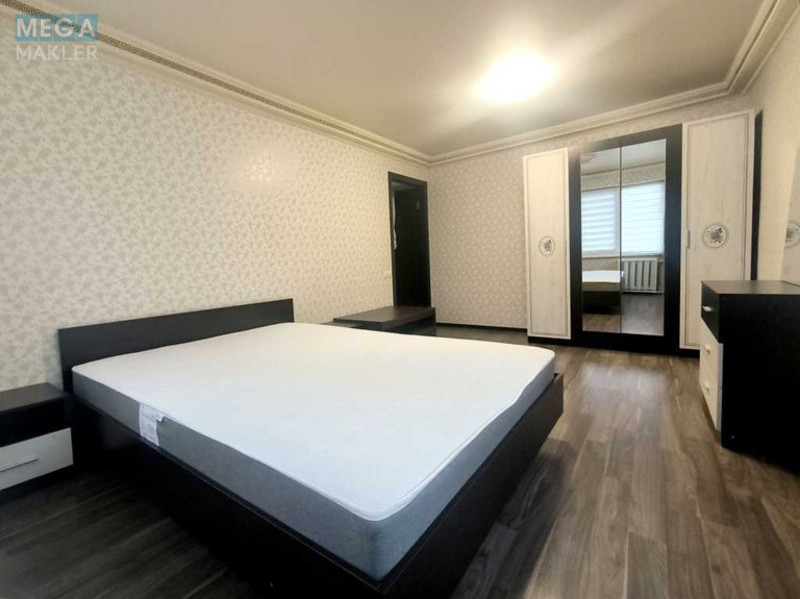 Оренда 2 кімнатної квартири, <a class="location-link" href="/kiev/" title="Недвижимость Київ">Київ</a>, <a class="location-link" href="/kiev/svyatoshinskij/" title="Недвижимость Святошинський район">Святошинський р-н</a>, Академика Туполева ул., 22Б (изображение 4)