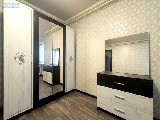 Оренда 2 кімнатної квартири, <a class="location-link" href="/kiev/" title="Недвижимость Київ">Київ</a>, <a class="location-link" href="/kiev/svyatoshinskij/" title="Недвижимость Святошинський район">Святошинський р-н</a>, Академика Туполева ул., 22Б (изображение 5)