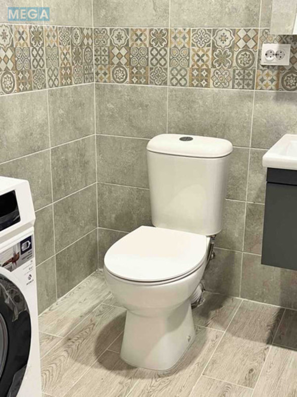 Оренда 2 кімнатної квартири, <a class="location-link" href="/kiev/" title="Недвижимость Київ">Київ</a>, <a class="location-link" href="/kiev/svyatoshinskij/" title="Недвижимость Святошинський район">Святошинський р-н</a>, Берестейский просп., 104/А (изображение 4)