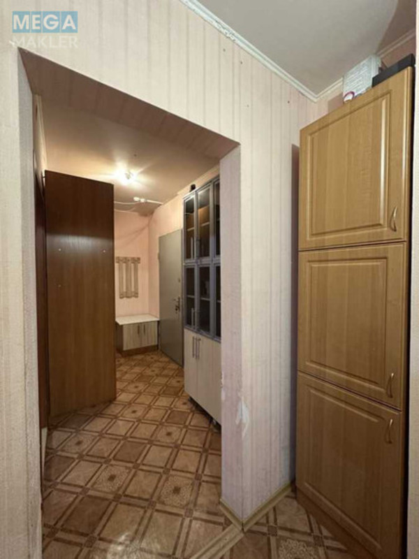 Оренда 1 кімнатної квартири, <a class="location-link" href="/kiev/" title="Недвижимость Київ">Київ</a>, <a class="location-link" href="/kiev/darnickij/" title="Недвижимость Дарницький район">Дарницький р-н</a>, Урлівська вул., 38 (изображение 2)