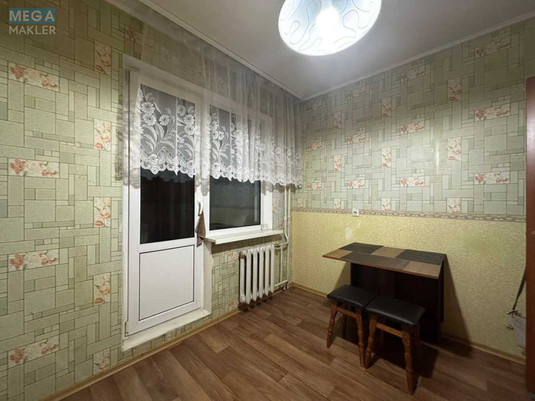 Оренда 1 кімнатної квартири, <a class="location-link" href="/kiev/" title="Недвижимость Київ">Київ</a>, <a class="location-link" href="/kiev/darnickij/" title="Недвижимость Дарницький район">Дарницький р-н</a>, Урлівська вул., 38 (изображение 8)