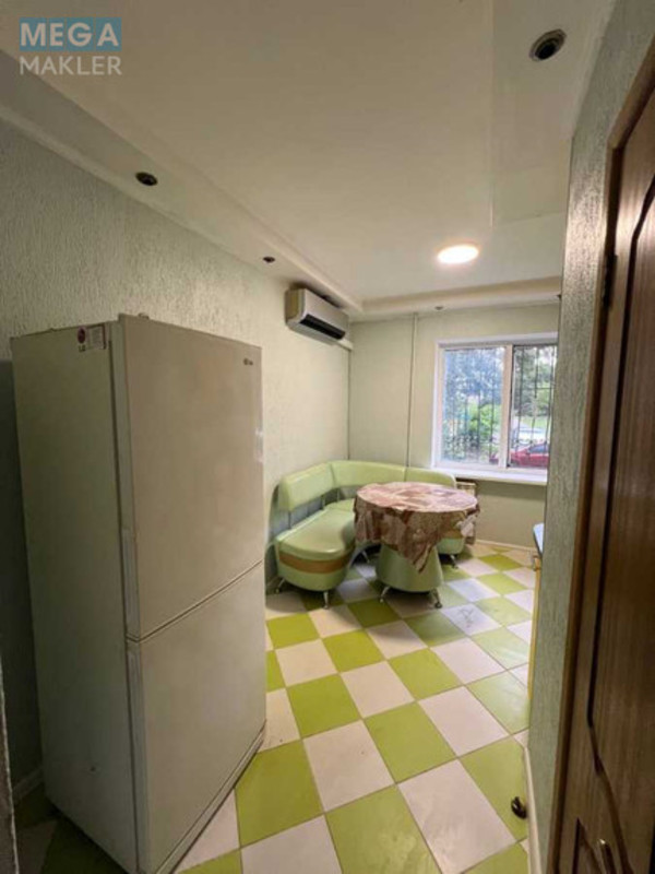 Продаж 3 кімнатної квартири (78/48/9), 1 пов. 9 пов. будинку, <a class="location-link" href="/kiev/" title="Недвижимость Київ">Київ</a>, <a class="location-link" href="/kiev/desnyanskij/" title="Недвижимость Деснянський район">Деснянський р-н</a>, Николая Закревского ул., 39а (изображение 12)