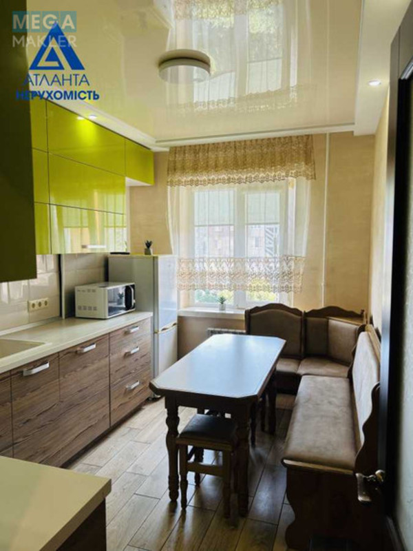 Продаж 3 кімнатної квартири (70/39/10), 7 пов. 9 пов. будинку, <a class="location-link" href="/lutsk/" title="Недвижимость Луцьк">Луцьк</a>, Кравчука, 7 (изображение 2)