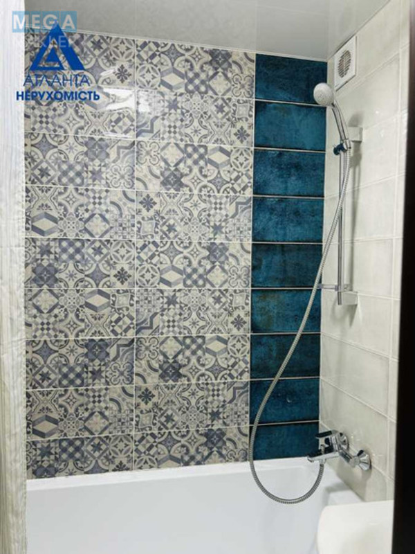 Продаж 3 кімнатної квартири (70/39/10), 7 пов. 9 пов. будинку, <a class="location-link" href="/lutsk/" title="Недвижимость Луцьк">Луцьк</a>, Кравчука, 7 (изображение 11)