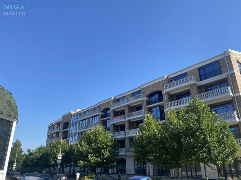 Продаж 3 кімнатної квартири (400/153/?), 5 пов. 5 пов. будинку, <a class="location-link" href="/kiev/" title="Недвижимость Київ">Київ</a>, <a class="location-link" href="/kiev/shevchenkovskij/" title="Недвижимость Шевченківський район">Шевченківський р-н</a>, Лукянівський пров., 2А (изображение 5)