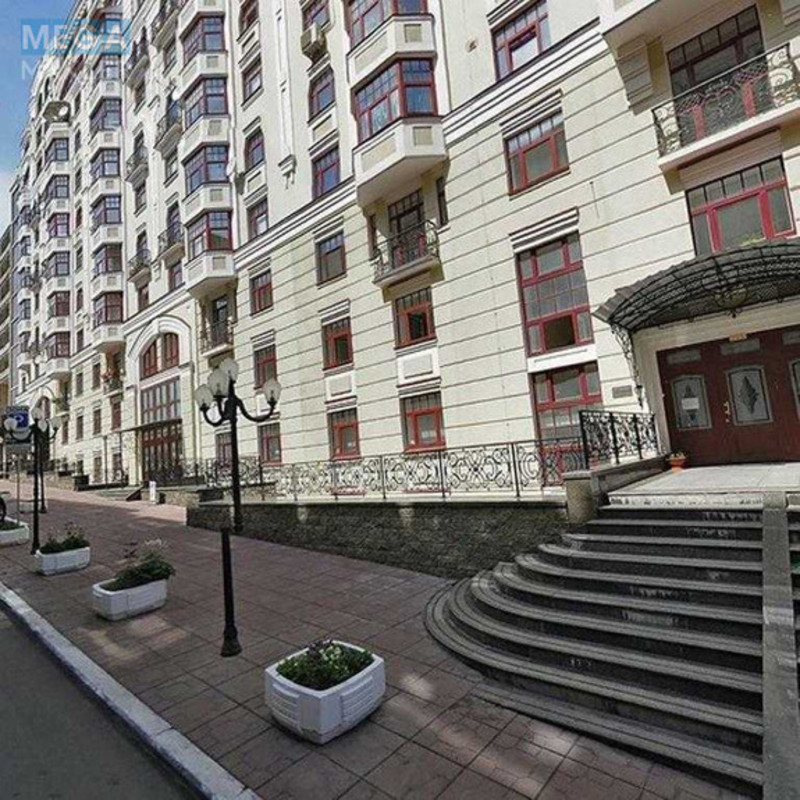 Продаж 4 кімнатної квартири (171/100/25), 7 пов. 12 пов. будинку, <a class="location-link" href="/kiev/" title="Недвижимость Київ">Київ</a>, <a class="location-link" href="/kiev/shevchenkovskij/" title="Недвижимость Шевченківський район">Шевченківський р-н</a>, Ірининська вул., 5/24 (изображение 2)