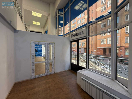 Оренда комерційної нерухомості, 230&nbsp;кв.м, под магазин, <a class="location-link" href="/kiev/" title="Недвижимость Київ">Київ</a>, <a class="location-link" href="/kiev/shevchenkovskij/" title="Недвижимость Шевченківський район">Шевченківський р-н</a>, Павлівська вул., 18 (изображение 9)