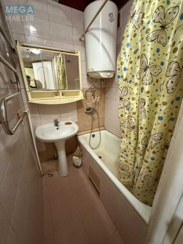 Продаж 3 кімнатної квартири (67/44/8,1), 7 пов. 12 пов. будинку, <a class="location-link" href="/kiev/" title="Недвижимость Київ">Київ</a>, <a class="location-link" href="/kiev/svyatoshinskij/" title="Недвижимость Святошинський район">Святошинський р-н</a>, Генерала Наумова ул., 31 (изображение 20)