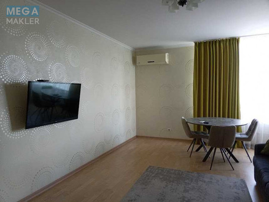 Оренда 3 кімнатної квартири, <a class="location-link" href="/kiev/" title="Недвижимость Київ">Київ</a>, <a class="location-link" href="/kiev/solomenskij/" title="Недвижимость Солом'янський район">Солом'янський р-н</a>, Лобановского ул., 4В (изображение 3)