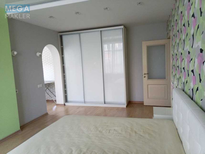 Оренда 3 кімнатної квартири, <a class="location-link" href="/kiev/" title="Недвижимость Київ">Київ</a>, <a class="location-link" href="/kiev/solomenskij/" title="Недвижимость Солом'янський район">Солом'янський р-н</a>, Лобановского ул., 4В (изображение 5)