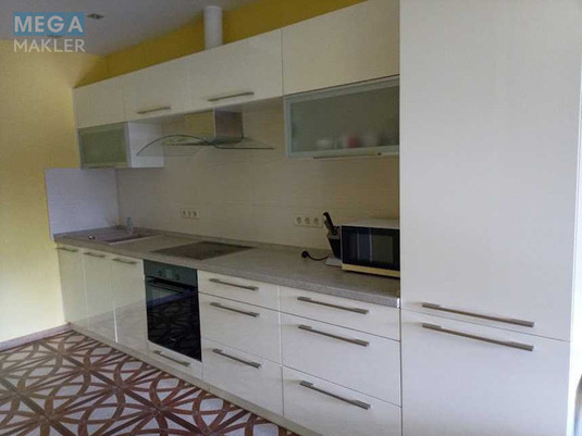 Оренда 3 кімнатної квартири, <a class="location-link" href="/kiev/" title="Недвижимость Київ">Київ</a>, <a class="location-link" href="/kiev/solomenskij/" title="Недвижимость Солом'янський район">Солом'янський р-н</a>, Лобановского ул., 4В (изображение 8)