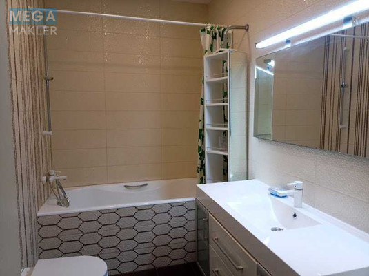 Оренда 3 кімнатної квартири, <a class="location-link" href="/kiev/" title="Недвижимость Київ">Київ</a>, <a class="location-link" href="/kiev/solomenskij/" title="Недвижимость Солом'янський район">Солом'янський р-н</a>, Лобановского ул., 4В (изображение 13)