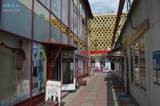 Оренда комерційної нерухомості, 127&nbsp;кв.м, под магазин, <a class="location-link" href="/kiev/" title="Недвижимость Київ">Київ</a>, <a class="location-link" href="/kiev/dneprovskij/" title="Недвижимость Дніпровський район">Дніпровський р-н</a>, Андрея Малышко ул., 5 (изображение 2)