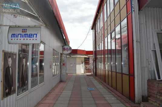 Оренда комерційної нерухомості, 127&nbsp;кв.м, под магазин, <a class="location-link" href="/kiev/" title="Недвижимость Київ">Київ</a>, <a class="location-link" href="/kiev/dneprovskij/" title="Недвижимость Дніпровський район">Дніпровський р-н</a>, Андрея Малышко ул., 5 (изображение 9)