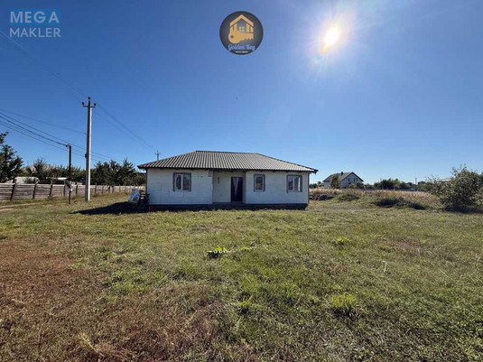 Продаж дома, 1&nbsp; поверх, 100&nbsp;кв.м, 3&nbsp;кімнати, ділянка 10&nbsp;соток, <a class="location-link" href="/revnoe-selo/" title="Недвижимость Ревне">Ревне</a>, Новоселів (изображение 2)