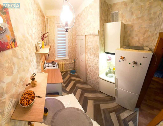 Оренда 2 кімнатної квартири, <a class="location-link" href="/kiev/" title="Недвижимость Київ">Київ</a>, <a class="location-link" href="/kiev/solomenskij/" title="Недвижимость Солом'янський район">Солом'янський р-н</a>, Волинська вул., 8 (изображение 9)