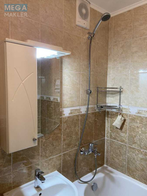 Оренда 1 кімнатної квартири, <a class="location-link" href="/kiev/" title="Недвижимость Київ">Київ</a>, <a class="location-link" href="/kiev/obolonskij/" title="Недвижимость Оболонський район">Оболонський р-н</a>, Північна вул., 54в (изображение 16)