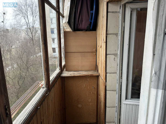 Оренда 1 кімнатної квартири, <a class="location-link" href="/kiev/" title="Недвижимость Київ">Київ</a>, <a class="location-link" href="/kiev/svyatoshinskij/" title="Недвижимость Святошинський район">Святошинський р-н</a>, Симиренка вул., 18а (изображение 21)