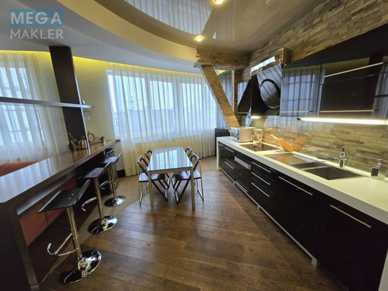 Оренда 2 кімнатної квартири, люкс, <a class="location-link" href="/dnepropetrovsk/" title="Недвижимость Дніпра">Дніпро</a>, <a class="location-link" href="/dnepropetrovsk/zhovtnevyj/" title="Недвижимость Жовтневий район">Жовтневий р-н</a>, Павла Ниринберга, 10, Центр (изображение 3)