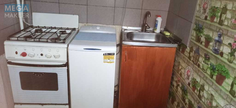 Оренда 1 кімнатної квартири, <a class="location-link" href="/kiev/" title="Недвижимость Київ">Київ</a>, <a class="location-link" href="/kiev/svyatoshinskij/" title="Недвижимость Святошинський район">Святошинський р-н</a>, Зодчих ул. (изображение 11)