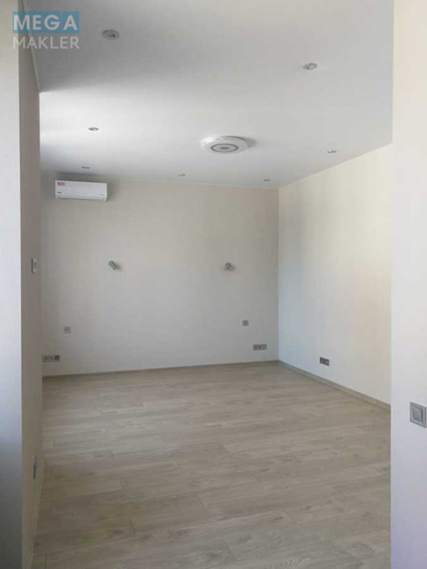 Продаж 1 кімнатної квартири (30/?/?), 8 пов. 16 пов. будинку, <a class="location-link" href="/kiev/" title="Недвижимость Київ">Київ</a>, <a class="location-link" href="/kiev/pecherskij/" title="Недвижимость Печерський район">Печерський р-н</a>, Евгения Коновальца ул., 36е (изображение 5)