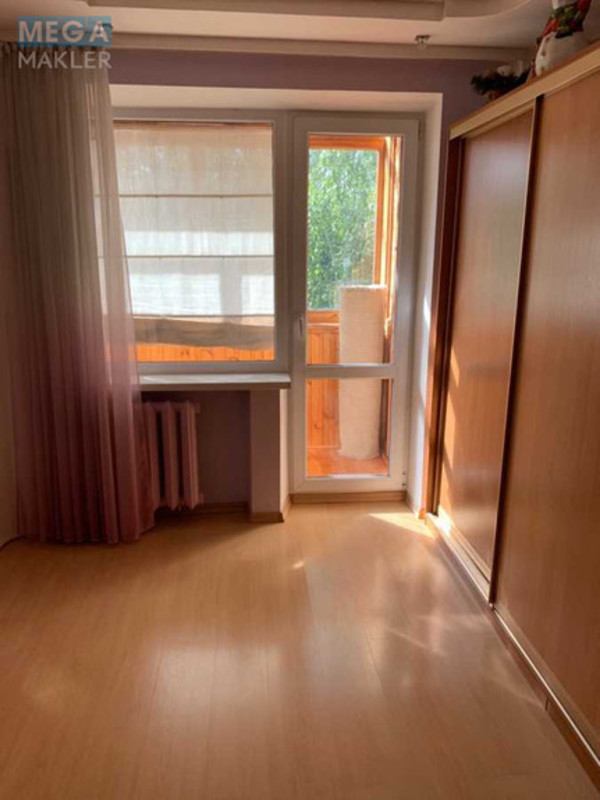 Оренда 1 кімнатної квартири, <a class="location-link" href="/kiev/" title="Недвижимость Київ">Київ</a>, <a class="location-link" href="/kiev/svyatoshinskij/" title="Недвижимость Святошинський район">Святошинський р-н</a>, Академіка Туполєва вул., 7а (изображение 2)