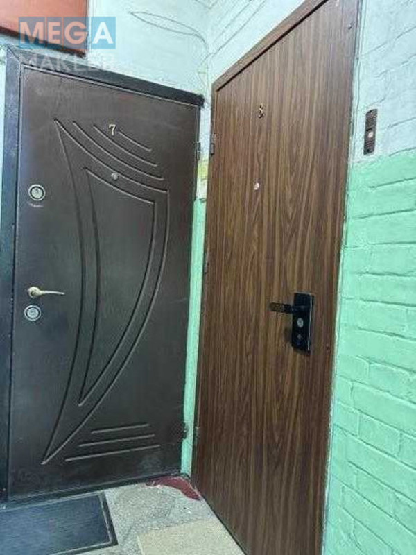 Продаж 2 кімнатної квартири (44/?/?), 2 пов. 5 пов. будинку, <a class="location-link" href="/kiev/" title="Недвижимость Київ">Київ</a>, <a class="location-link" href="/kiev/solomenskij/" title="Недвижимость Солом'янський район">Солом'янський р-н</a>, Повітрофлотський просп., 12 (изображение 4)