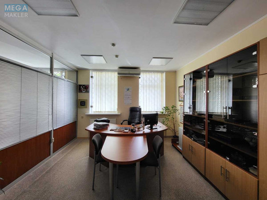 Продаж комерційної нерухомості, 401,20&nbsp;кв.м, под офис, <a class="location-link" href="/zhitomir/" title="Недвижимость Житомир">Житомир</a>, <a class="location-link" href="/zhitomir/bogunskij/" title="Недвижимость Богунський район">Богунський р-н</a>, Небесної Сотні, 41 (изображение 5)