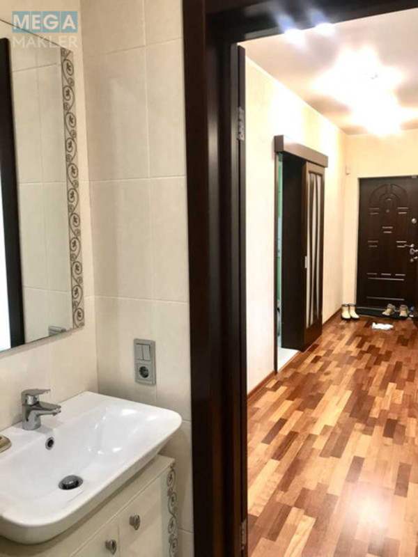 Оренда 2 кімнатної квартири, <a class="location-link" href="/kiev/" title="Недвижимость Київ">Київ</a>, <a class="location-link" href="/kiev/darnickij/" title="Недвижимость Дарницький район">Дарницький р-н</a>, Анни Ахматової вул., 35А (изображение 7)