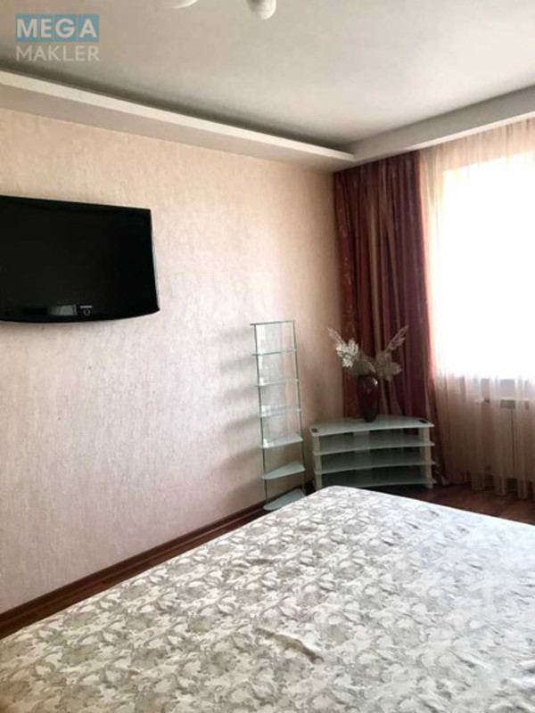 Оренда 2 кімнатної квартири, <a class="location-link" href="/kiev/" title="Недвижимость Київ">Київ</a>, <a class="location-link" href="/kiev/darnickij/" title="Недвижимость Дарницький район">Дарницький р-н</a>, Анни Ахматової вул., 35А (изображение 14)