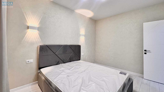 Продаж 2 кімнатної квартири (47/22/16), 5 пов. 9 пов. будинку, <a class="location-link" href="/sofievskaya-borshagovka/" title="Недвижимость Софіївська Борщагівка">Софіївська Борщагівка</a>, Свободи, 1С (изображение 2)