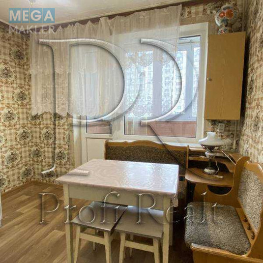 Продаж 2 кімнатної квартири (46/26/8), 8 пов. 16 пов. будинку, <a class="location-link" href="/kiev/" title="Недвижимость Київ">Київ</a>, <a class="location-link" href="/kiev/svyatoshinskij/" title="Недвижимость Святошинський район">Святошинський р-н</a>, Чистяківська вулиця, 15 (изображение 3)