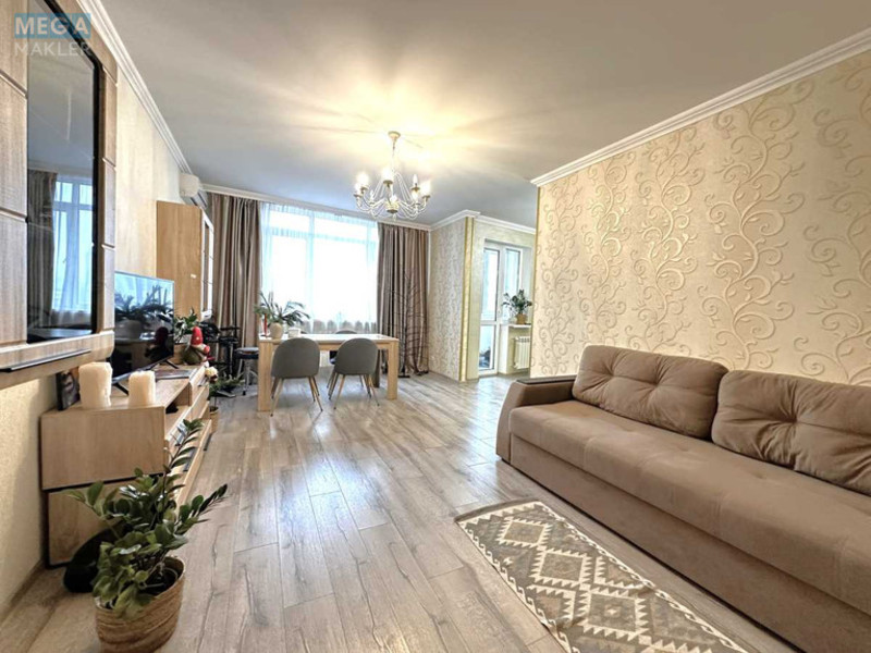 Продаж 2 кімнатної квартири (76/40/13), 5 пов. 23 пов. будинку, <a class="location-link" href="/kiev/" title="Недвижимость Київ">Київ</a>, <a class="location-link" href="/kiev/obolonskij/" title="Недвижимость Оболонський район">Оболонський р-н</a>, Героїв Сталінграду просп., 2Д (изображение 2)