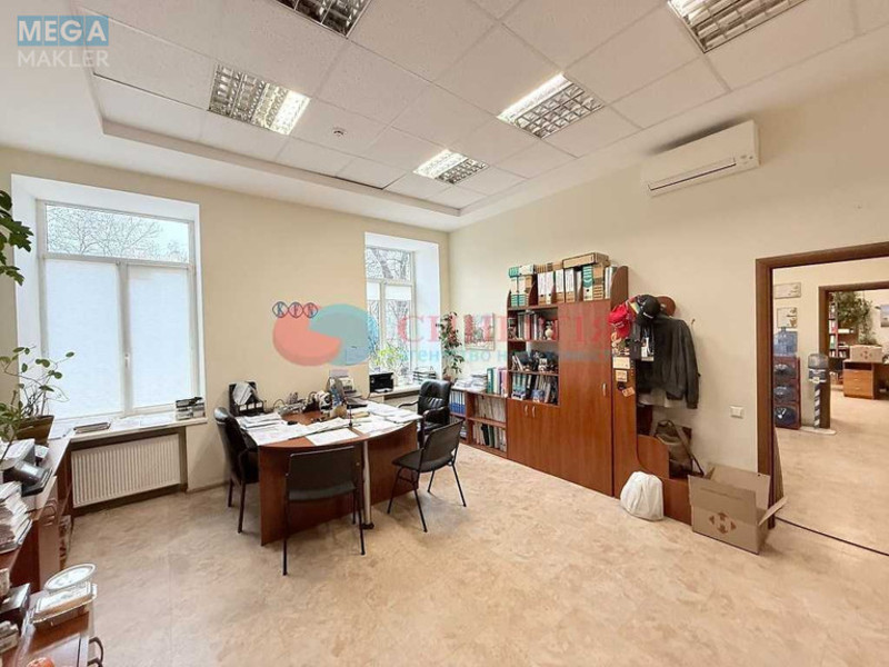 Продаж комерційної нерухомості, 518&nbsp;кв.м, под офис, <a class="location-link" href="/kiev/" title="Недвижимость Київ">Київ</a>, <a class="location-link" href="/kiev/shevchenkovskij/" title="Недвижимость Шевченківський район">Шевченківський р-н</a>, Гоголівська вул. (изображение 10)