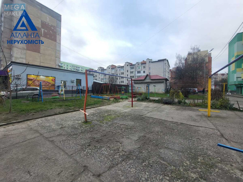 Продаж 3 кімнатної квартири (74/44/8), 1 пов. 5 пов. будинку, <a class="location-link" href="/lutsk/" title="Недвижимость Луцьк">Луцьк</a>, Конякіна, 21 (изображение 24)