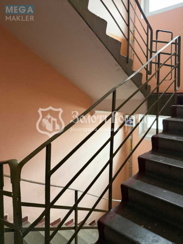 Продаж 2 кімнатної квартири (51/30/8), 5 пов. 9 пов. будинку, <a class="location-link" href="/kiev/" title="Недвижимость Київ">Київ</a>, <a class="location-link" href="/kiev/desnyanskij/" title="Недвижимость Деснянський район">Деснянський р-н</a>, Володимира Маяковського просп., 12 (изображение 20)