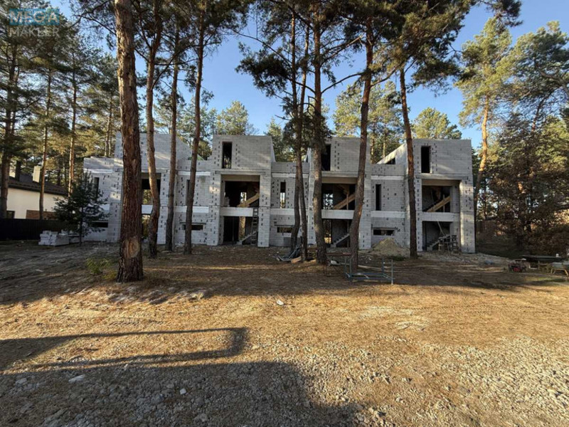 Продаж дома, 3&nbsp;поверху, 143&nbsp;кв.м, 4&nbsp;кімнати, ділянка 2&nbsp;сотки, <a class="location-link" href="/zazimya/" title="Недвижимость Зазим'я">Зазим`я</a>, Підлісна (изображение 2)