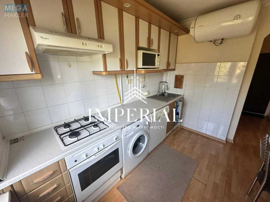 Оренда 3 кімнатної квартири, <a class="location-link" href="/kiev/" title="Недвижимость Київ">Київ</a>, <a class="location-link" href="/kiev/pecherskij/" title="Недвижимость Печерський район">Печерський р-н</a>, Мечникова ул., 7А (изображение 2)