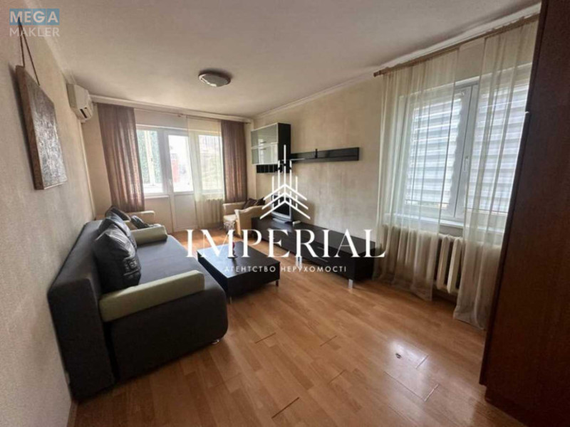 Оренда 3 кімнатної квартири, <a class="location-link" href="/kiev/" title="Недвижимость Київ">Київ</a>, <a class="location-link" href="/kiev/pecherskij/" title="Недвижимость Печерський район">Печерський р-н</a>, Мечникова ул., 7А (изображение 9)