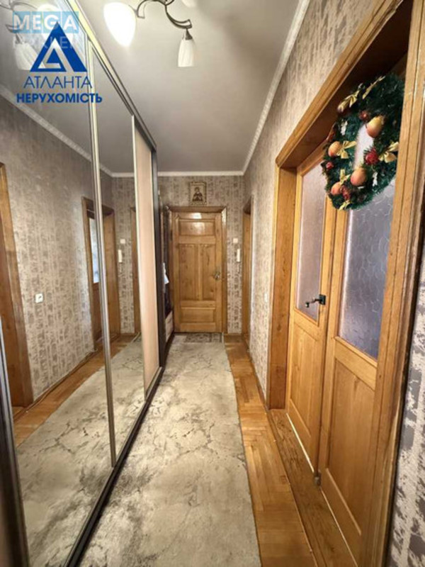 Продаж 3 кімнатної квартири (63,5/38/9,2), 8 пов. 9 пов. будинку, <a class="location-link" href="/lutsk/" title="Недвижимость Луцьк">Луцьк</a>, Кравчука, 3 (изображение 4)