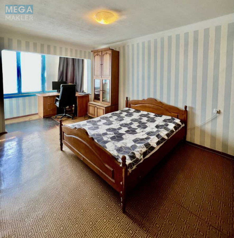 Продаж 1 кімнатної квартири (31/18/5), 8 пов. 9 пов. будинку, <a class="location-link" href="/kiev/" title="Недвижимость Київ">Київ</a>, <a class="location-link" href="/kiev/podolskij/" title="Недвижимость Подільський район">Подільський р-н</a>, Полкова вул., 55 (изображение 3)