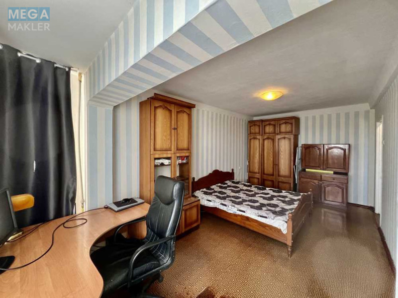 Продаж 1 кімнатної квартири (31/18/5), 8 пов. 9 пов. будинку, <a class="location-link" href="/kiev/" title="Недвижимость Київ">Київ</a>, <a class="location-link" href="/kiev/podolskij/" title="Недвижимость Подільський район">Подільський р-н</a>, Полкова вул., 55 (изображение 4)