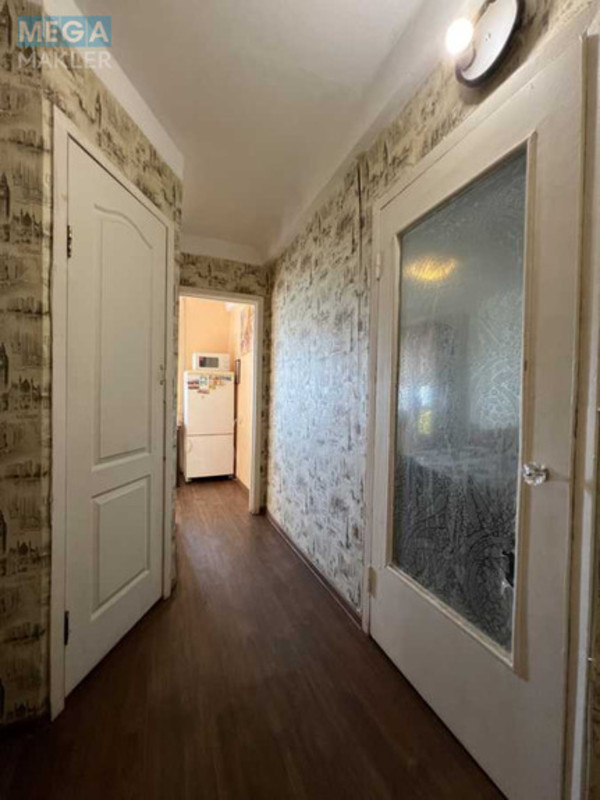 Продаж 1 кімнатної квартири (31/18/5), 8 пов. 9 пов. будинку, <a class="location-link" href="/kiev/" title="Недвижимость Київ">Київ</a>, <a class="location-link" href="/kiev/podolskij/" title="Недвижимость Подільський район">Подільський р-н</a>, Полкова вул., 55 (изображение 7)