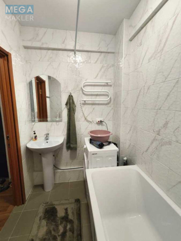 Оренда 1 кімнатної квартири, <a class="location-link" href="/kiev/" title="Недвижимость Київ">Київ</a>, <a class="location-link" href="/kiev/goloseevskij/" title="Недвижимость Голосіївський район">Голосіївський р-н</a>, Михайла Максимовича вул., 9 (изображение 8)