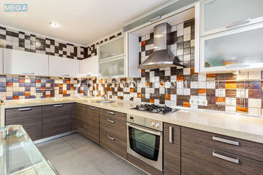 Продаж 3 кімнатної квартири (67/35/27), 9 пов. 9 пов. будинку, <a class="location-link" href="/kiev/" title="Недвижимость Київ">Київ</a>, <a class="location-link" href="/kiev/solomenskij/" title="Недвижимость Солом'янський район">Солом'янський р-н</a>, Сімї Ідзиковських вул., 25 (изображение 7)