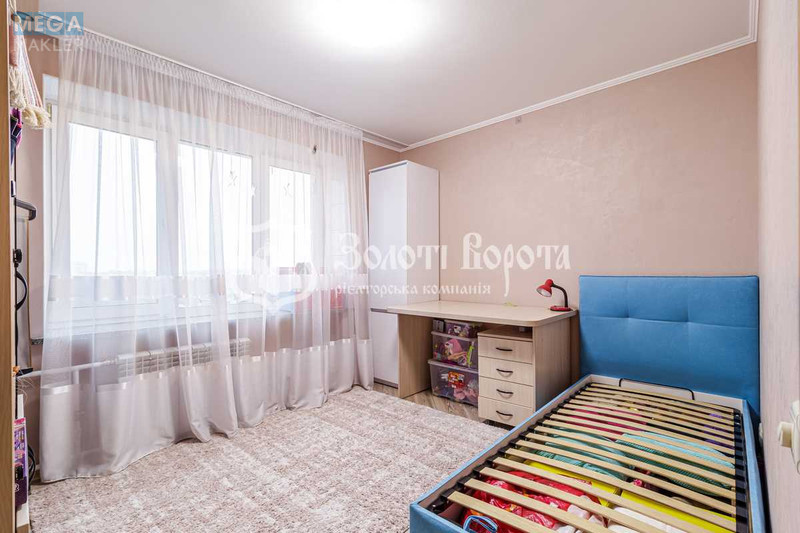 Продаж 3 кімнатної квартири (67/35/27), 9 пов. 9 пов. будинку, <a class="location-link" href="/kiev/" title="Недвижимость Київ">Київ</a>, <a class="location-link" href="/kiev/solomenskij/" title="Недвижимость Солом'янський район">Солом'янський р-н</a>, Сімї Ідзиковських вул., 25 (изображение 13)